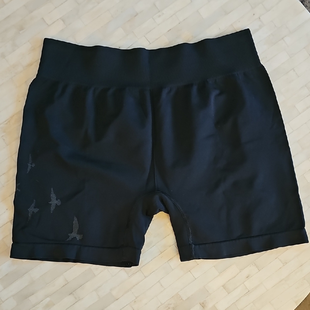 oiselle Black Women's High-Waist Performance Shorts